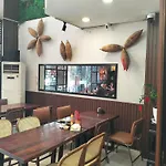 Bros Hotel