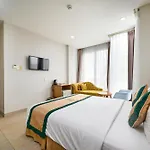 Camila Airport Hotel