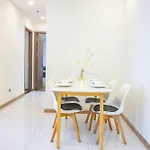 Mott Haven Apart - Vinhomes Central Park, Landmark 81 Area & Ice Rink