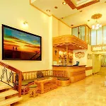 Lien Phuong Evergreen Hotel