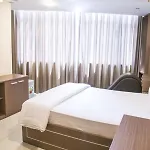 Yumi Hotel