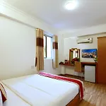 Lucky Star Saigon Hotel