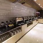 Avanti Hotel