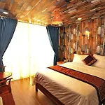 Nest Hotel