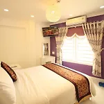 Nest Hotel