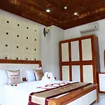 Hung Miami Hotel