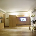Thuy Sakura Hotel & Serviced Apartment