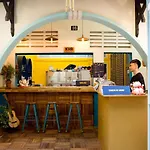 Kha Hostel & Cafe