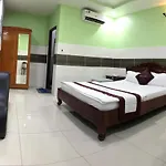 Eden Hotel Go Vap