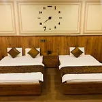 10H Hotel