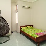 Gowhere Airport Homestay