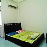 Gowhere Airport Homestay