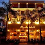 Moonlight Hotel