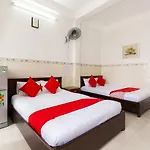 OYO 372 Khách Sạn Vy Hà