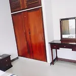 Khach San Mai Lan