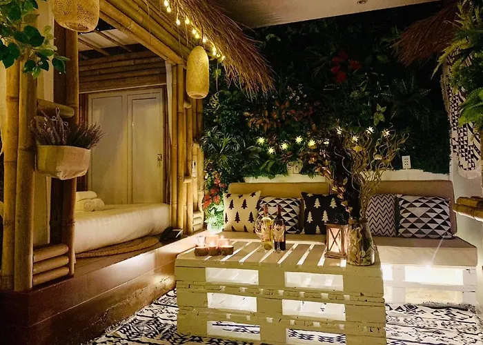 H Hotel Koi Boutique Saigon