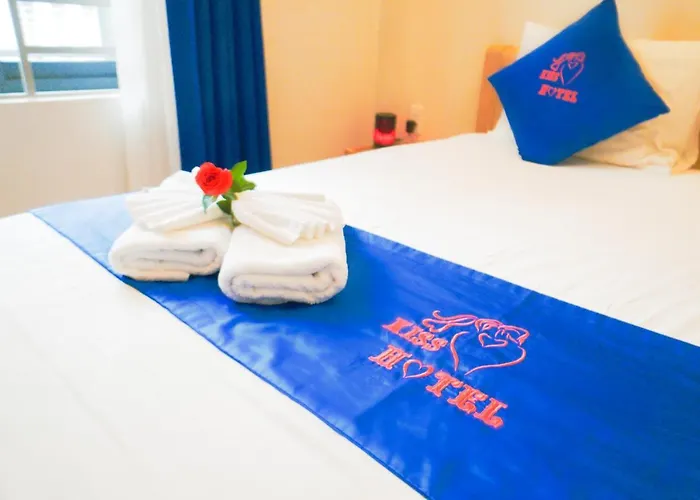 Kiss Hotel Tan Binh