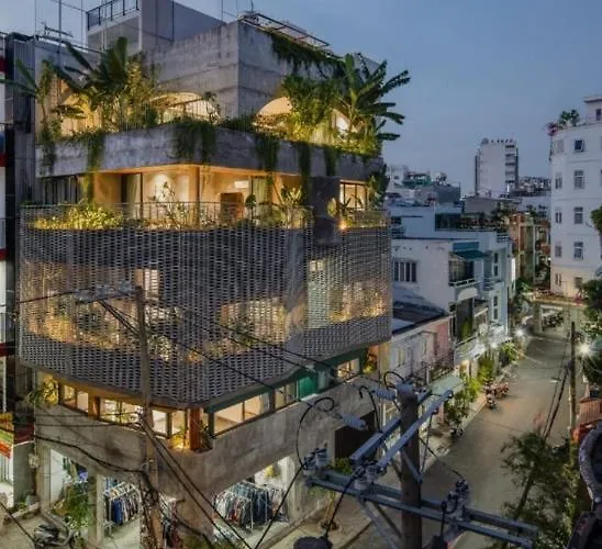 Hoa House