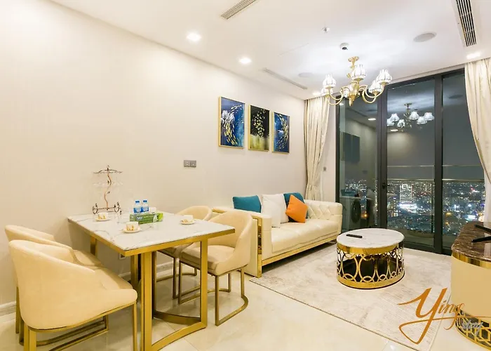 Saigon Home Apartment - Infinity Pool
