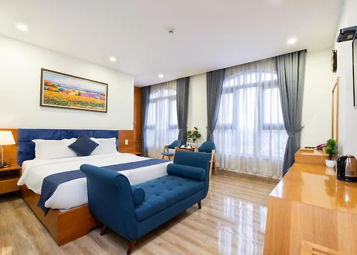Vivian - Tan Son Nhat Airport Hotel