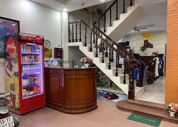 Quynh Hoa Hotel