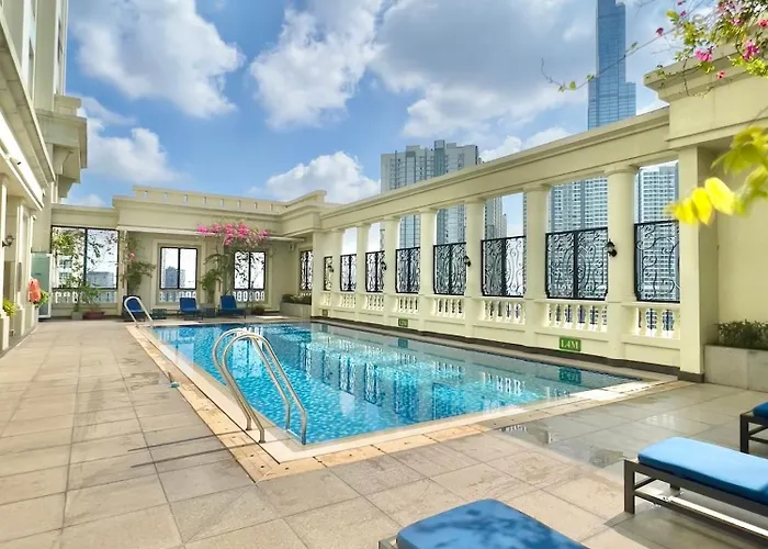 Diny Aparthotel - Rooftop Pool - The Manor 2