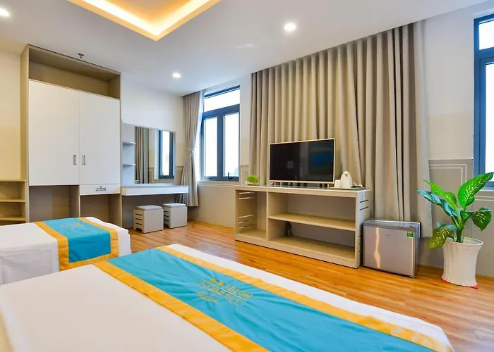 Love Hotel Airport
