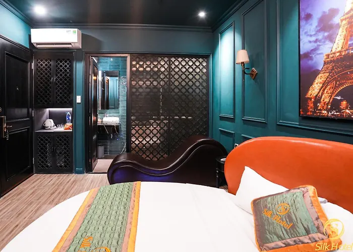 Silk Hotel Near Tan Son Nhat Airport