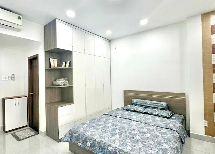 Cozy Room With Balcony Central 10Mins To Airport Maihouse