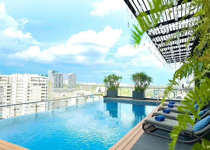 Kin Hotel Thi Sach