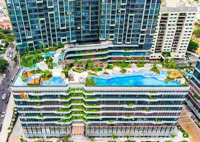 Lumiere Riverside Infinity Pool