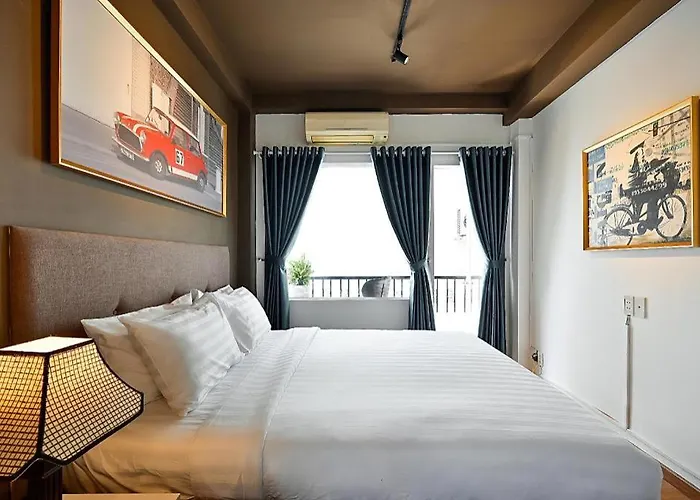 The Noble Swan Wood Park Hotel