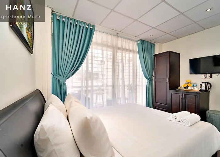 Hanz 175 Darbar City Loft