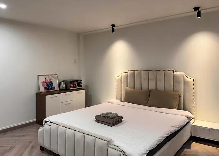 Zeus Living - Room In Villas An Phu