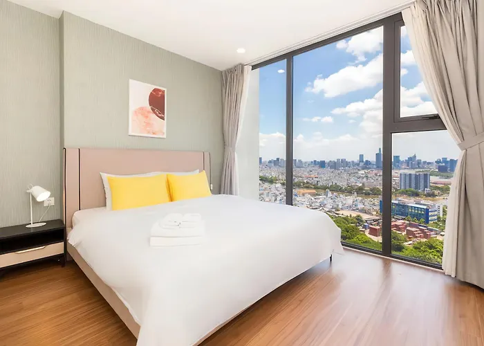 Eco Green Saigon - Free Gym & Netflix & Pool
