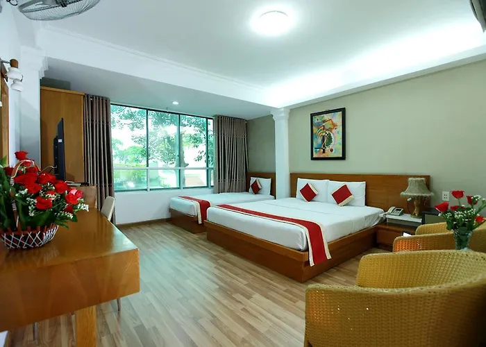 Lucky Star Saigon Hotel