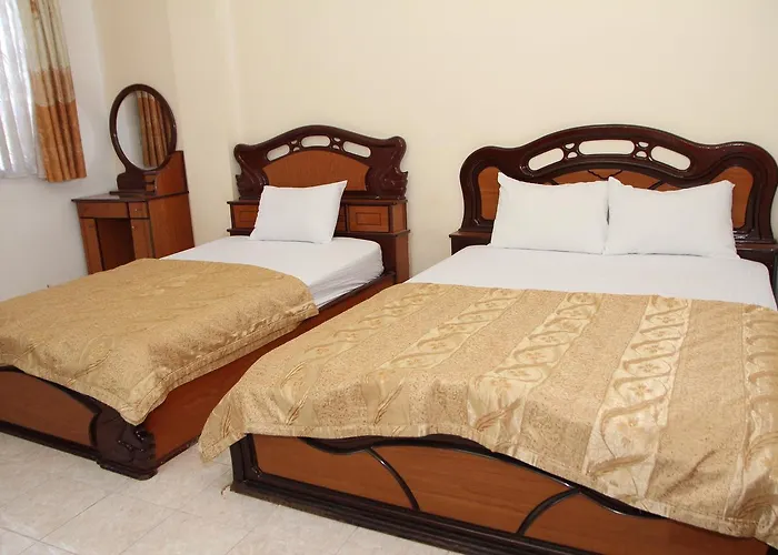 Ngan Long Hotel