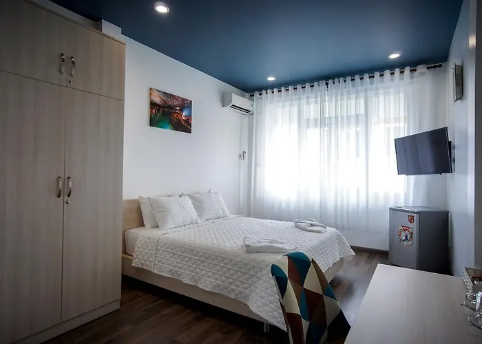Khách sạn LeBlanc Sài Gòn