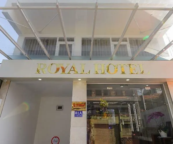 Royal Hotel District 2