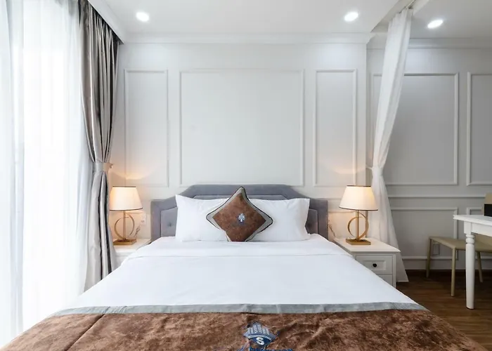 Queen Home Luxury