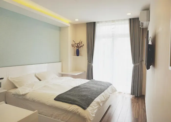 Shinhua Hotel