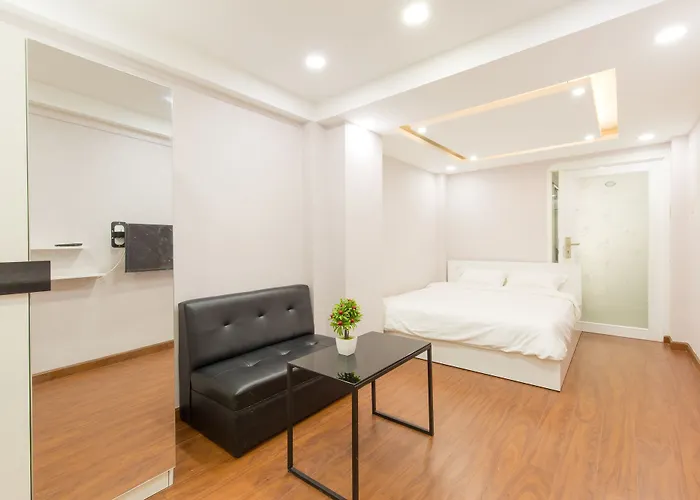 Qhome Saigon - Vo Van Tan