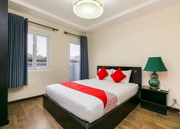 Oyo 438 Small Bay Hotel