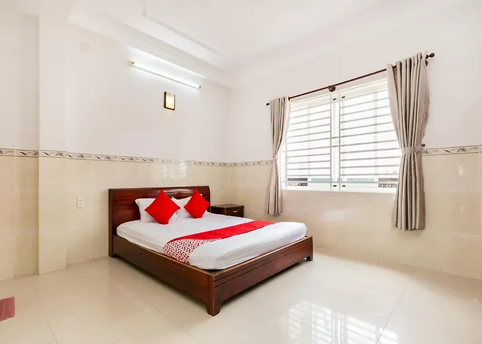OYO 372 Khách Sạn Vy Hà