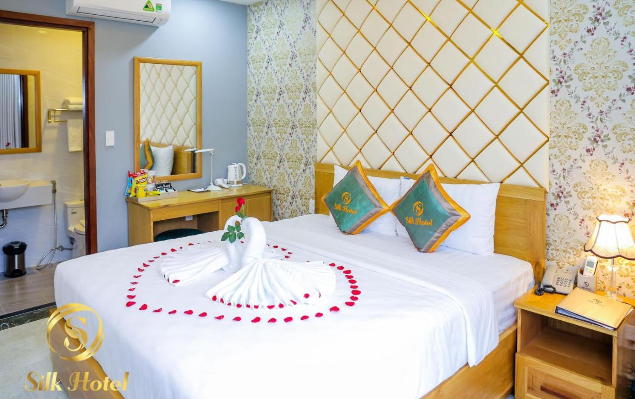 Silk Near Tan Son Nhat Airport 3*