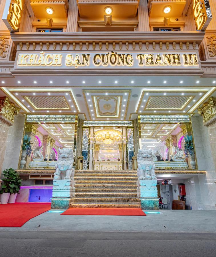 Hanz Cuong Thanh 3 Lux & 4*