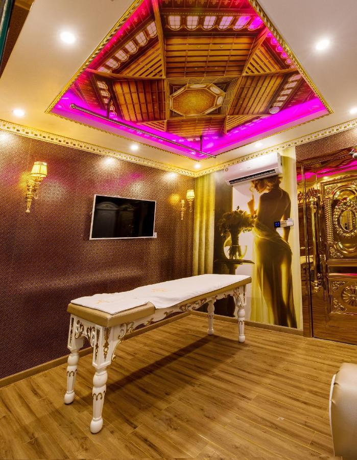 Hanz Cuong Thanh 3 Lux & Ho Chi Minh City