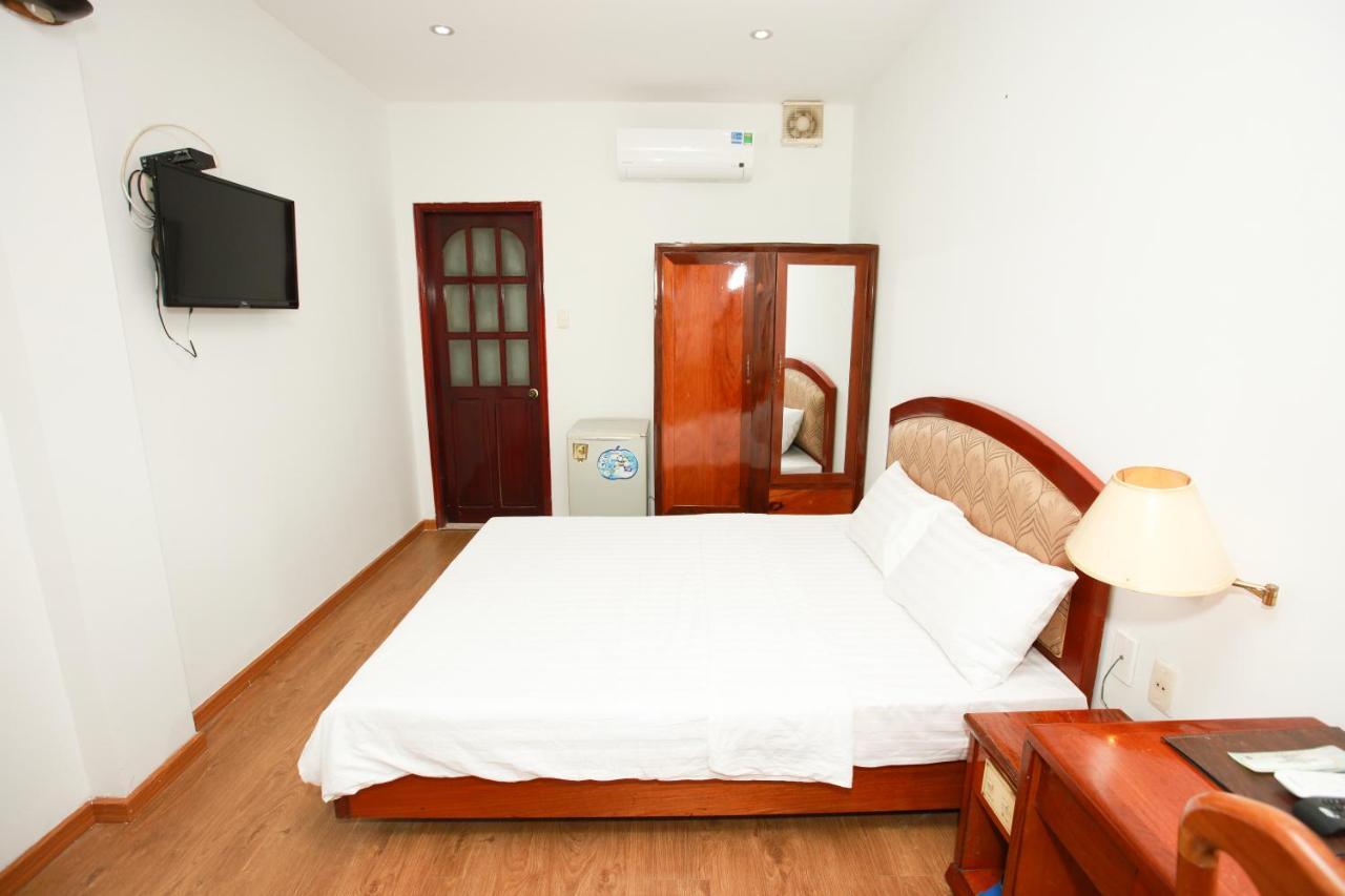 Hai Van Hotel 2*