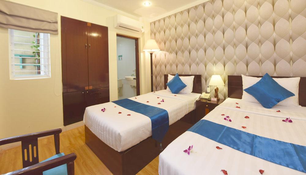 Ruby Saigon - Le Thanh Ton 3*