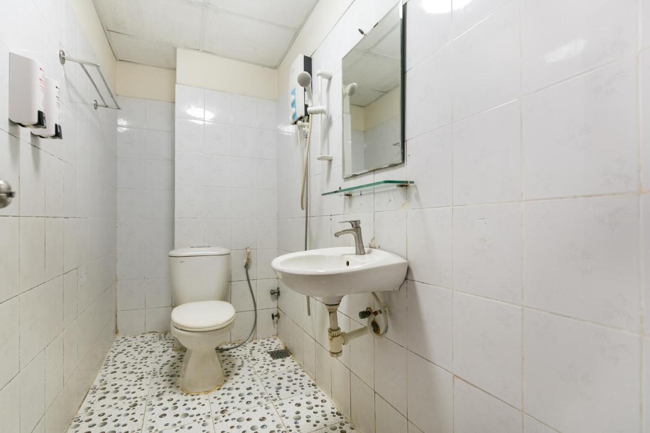 Oyo 885 Ngoc Thinh Hotel 2*